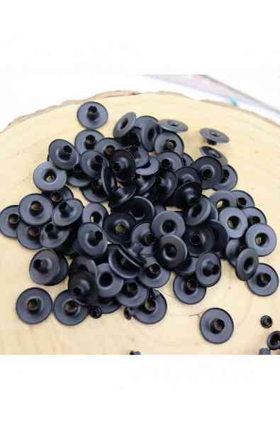 Eyelets Neri – Dimensione L